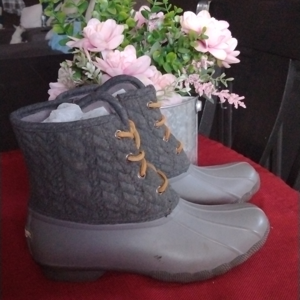 SPERRY TOP SIDER BOOTS